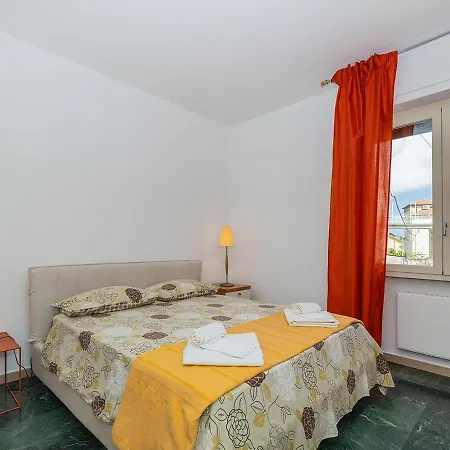 La Casa Nel Blu - Vista Mare, Parcheggio Privato, Deposito Bike Apartment