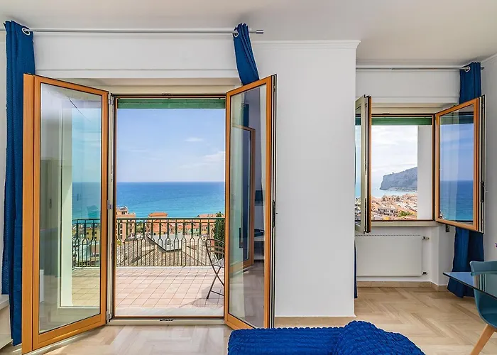 La Casa Nel Blu - Vista Mare, Parcheggio Privato, Deposito Bike Apartamento *