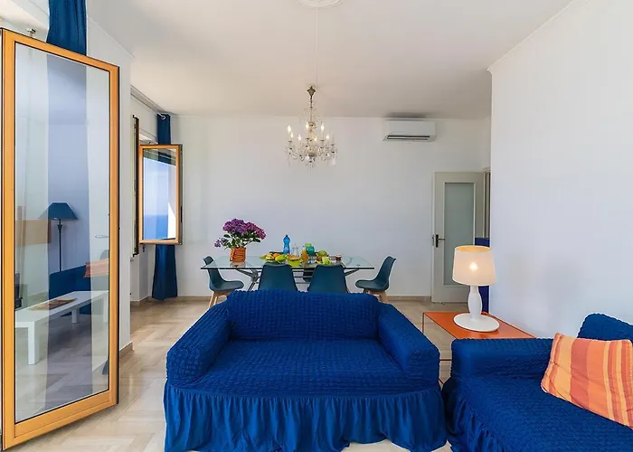 La Casa Nel Blu - Vista Mare, Parcheggio Privato, Deposito Bike Apartamento *