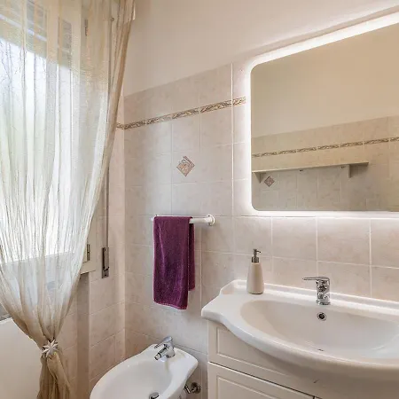 La Casa Nel Blu With A Sea View And Private Parking