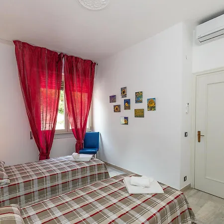 La Casa Nel Blu With A Sea View And Private Parking